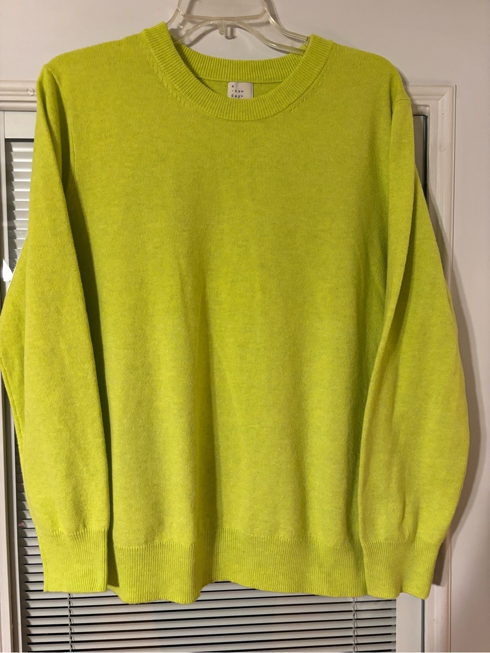 a new day Women’s  Crewneck Sweater - Neon Lime